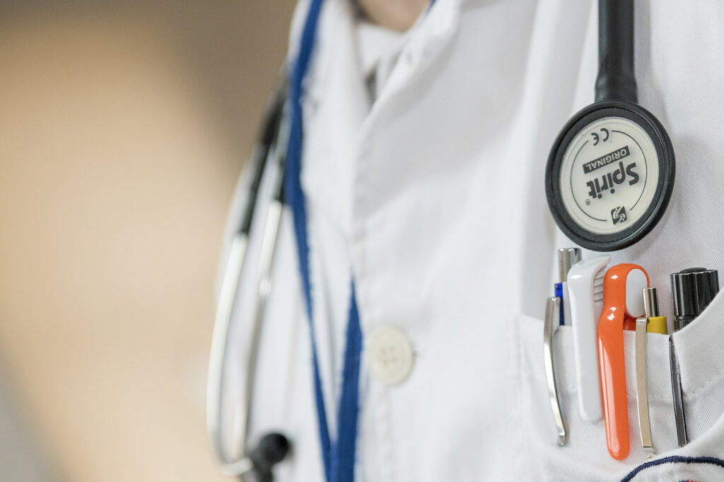 SOCIEDAD VALENCIANA DE MEDICINA INTENSIVA, CRÍTICA Y UNIDADES CORONARIAS